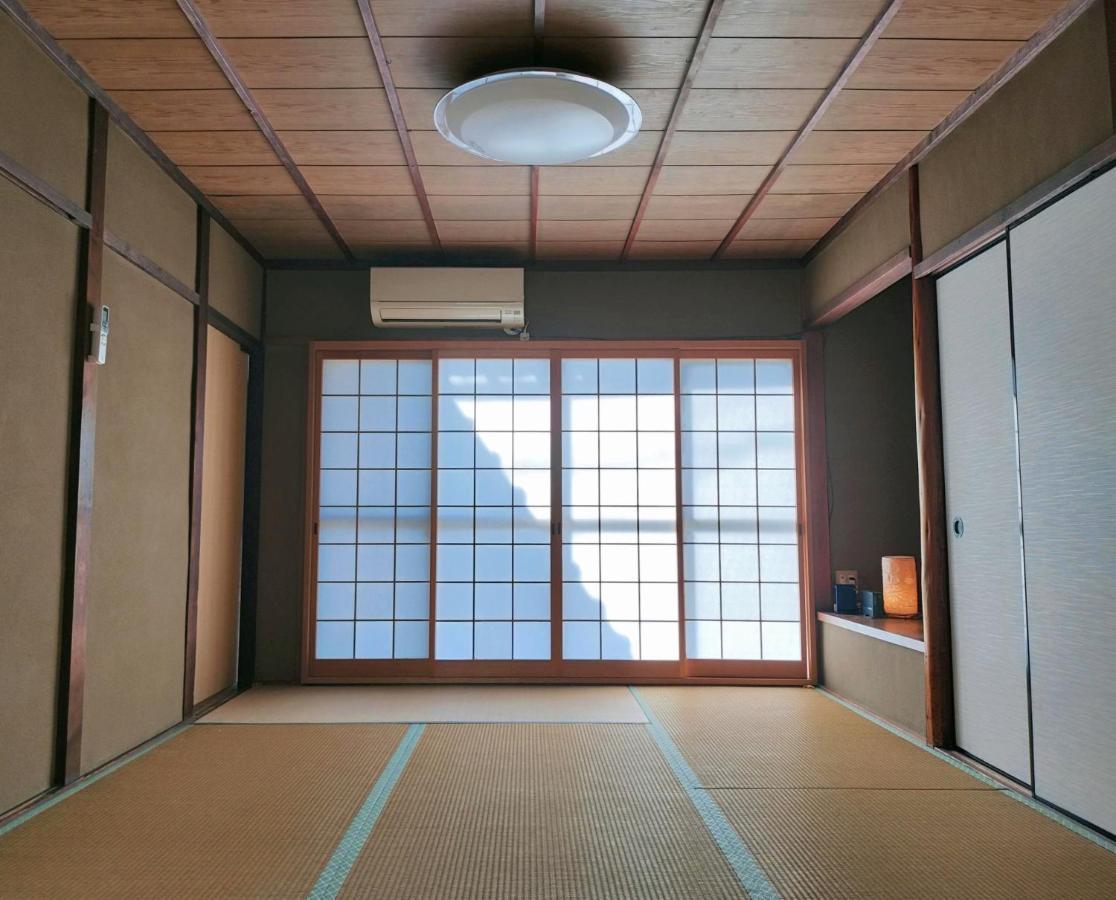 Retro Villa Fooga 昭和町屋貸切 風雅 Kinugasa 外观 照片